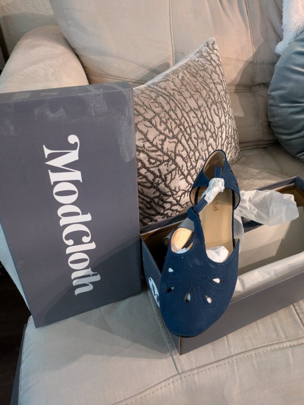 Modcloth T-strap maryjanes in vegan suede